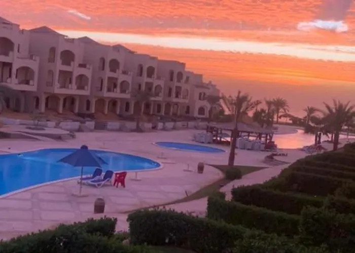 Lasirina Palm For Families Only Resort