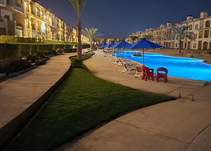 Lasirina Palm For Families Only